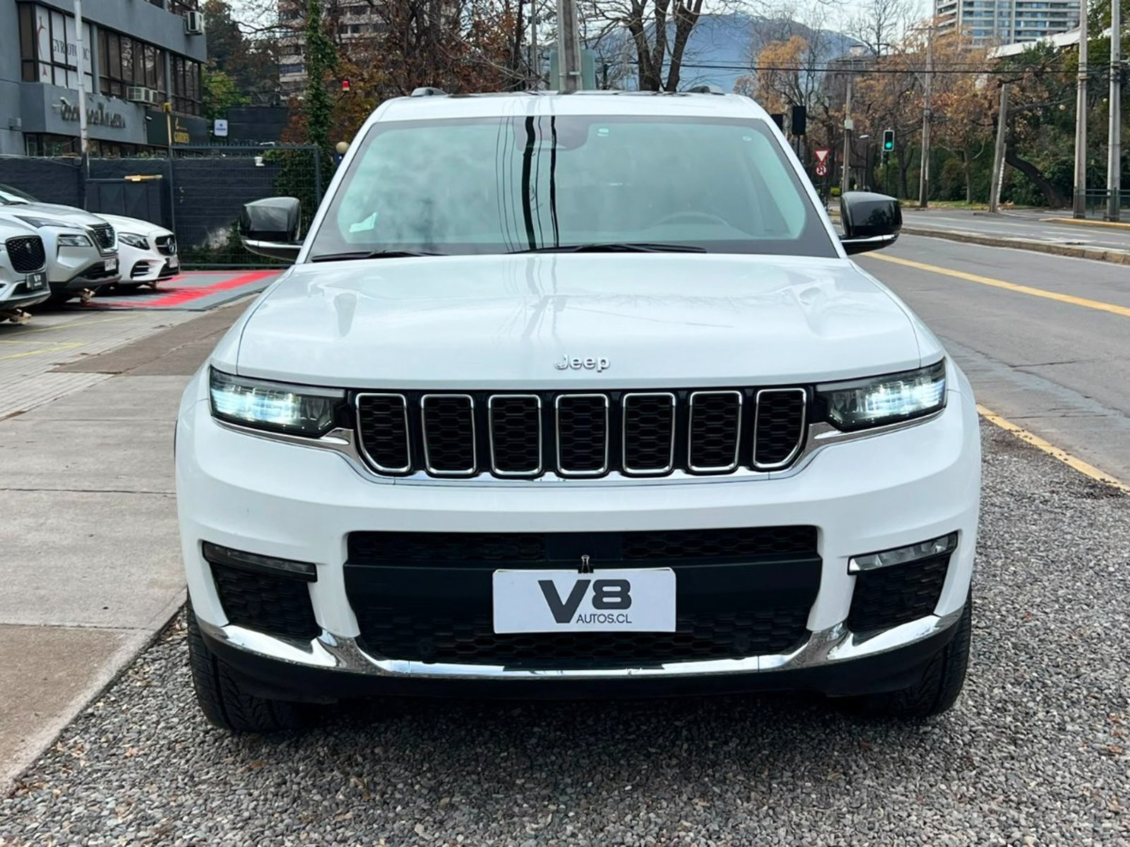 Jeep GRAND CHEROKEE LIMITED 3.6 2023 - Foto 2 de 10