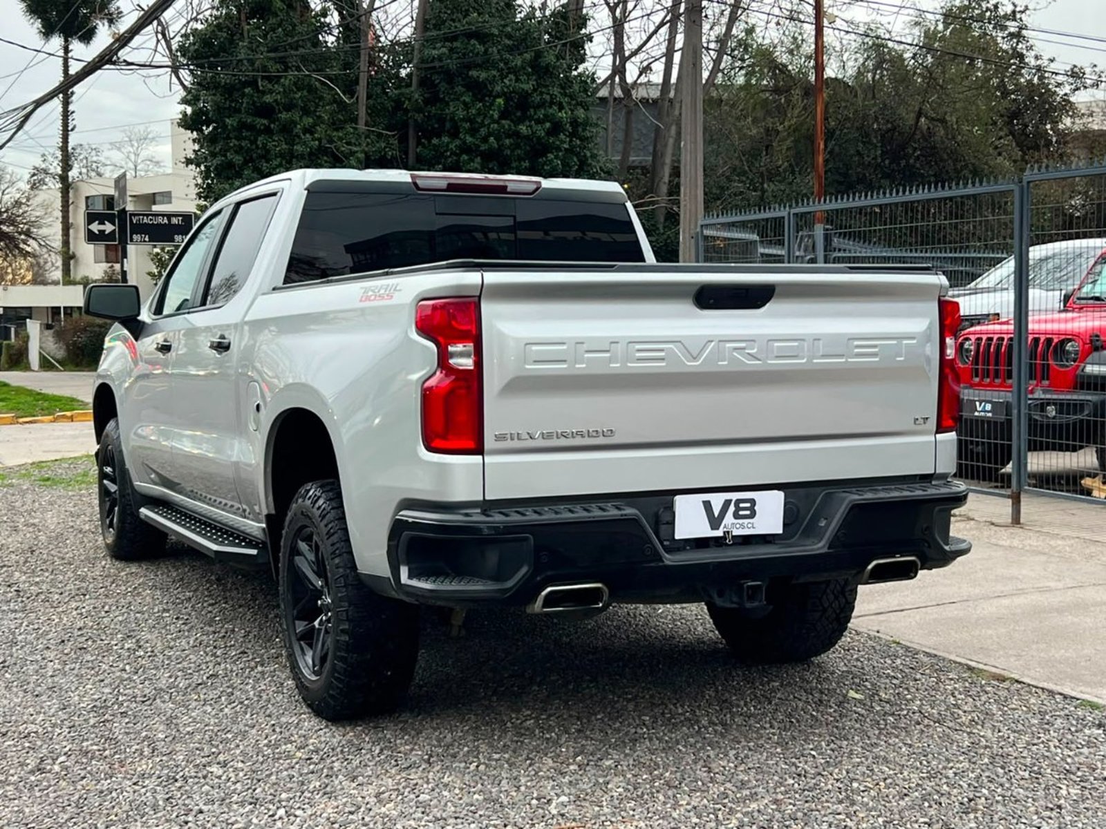 Chevrolet SILVERADO LT TRAIL BOSS 5.3 2021 - Imagen 6 de 10