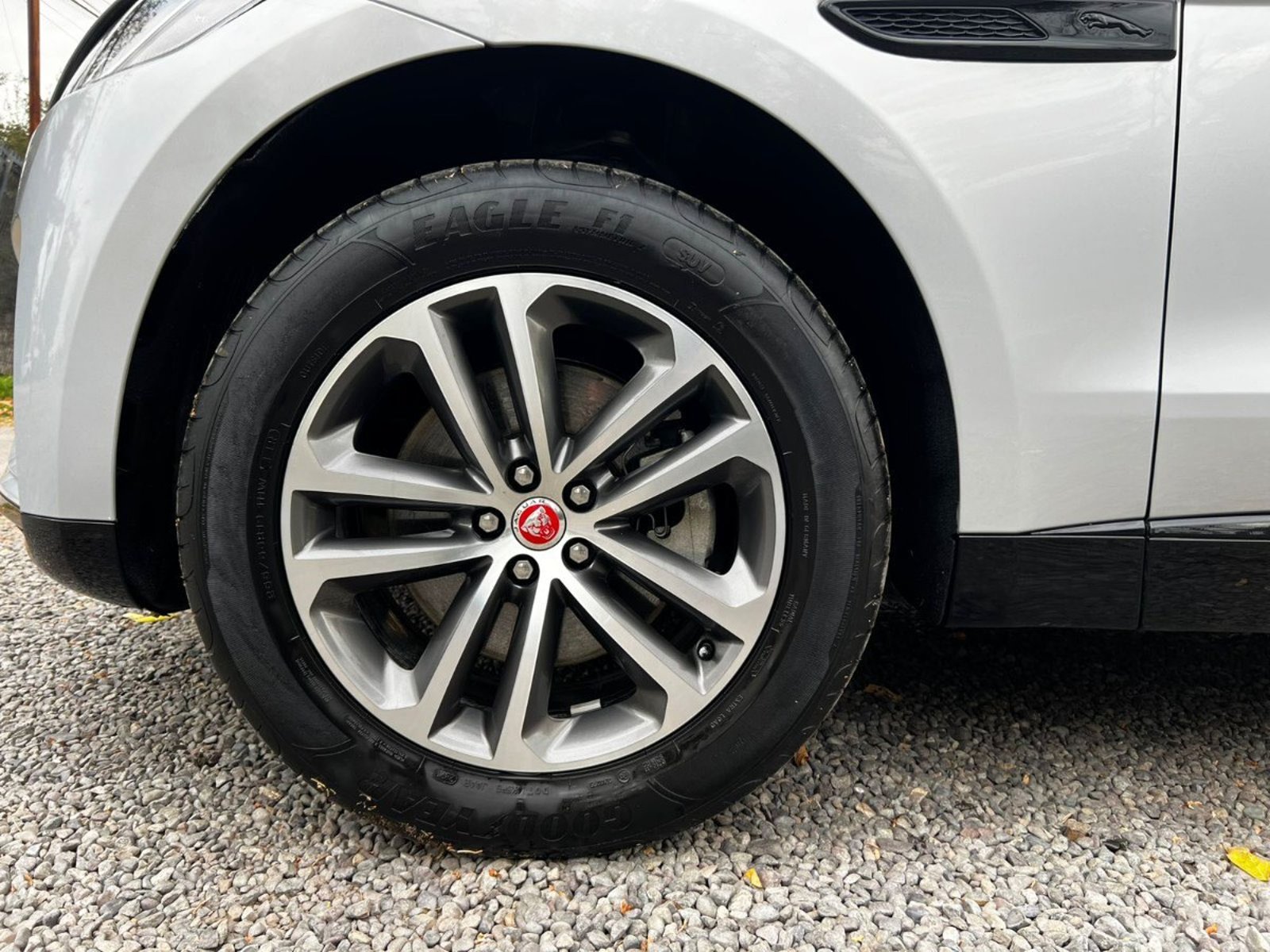 Jaguar F-PACE DYNAMIC 2.0 DIESEL AWD 2022 - Imagen 8 de 10