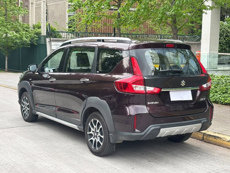 Suzuki XL7 1.5 AT 2022 - Imagen 6 de 10