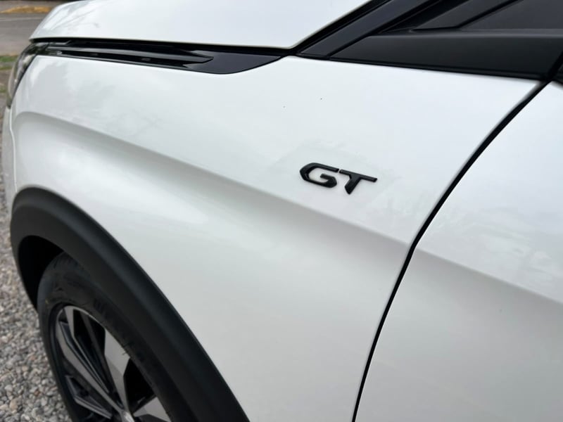 Peugeot 3008 GT BLACK PACK 1.5 HDI 2023 - Imagen 8 de 10
