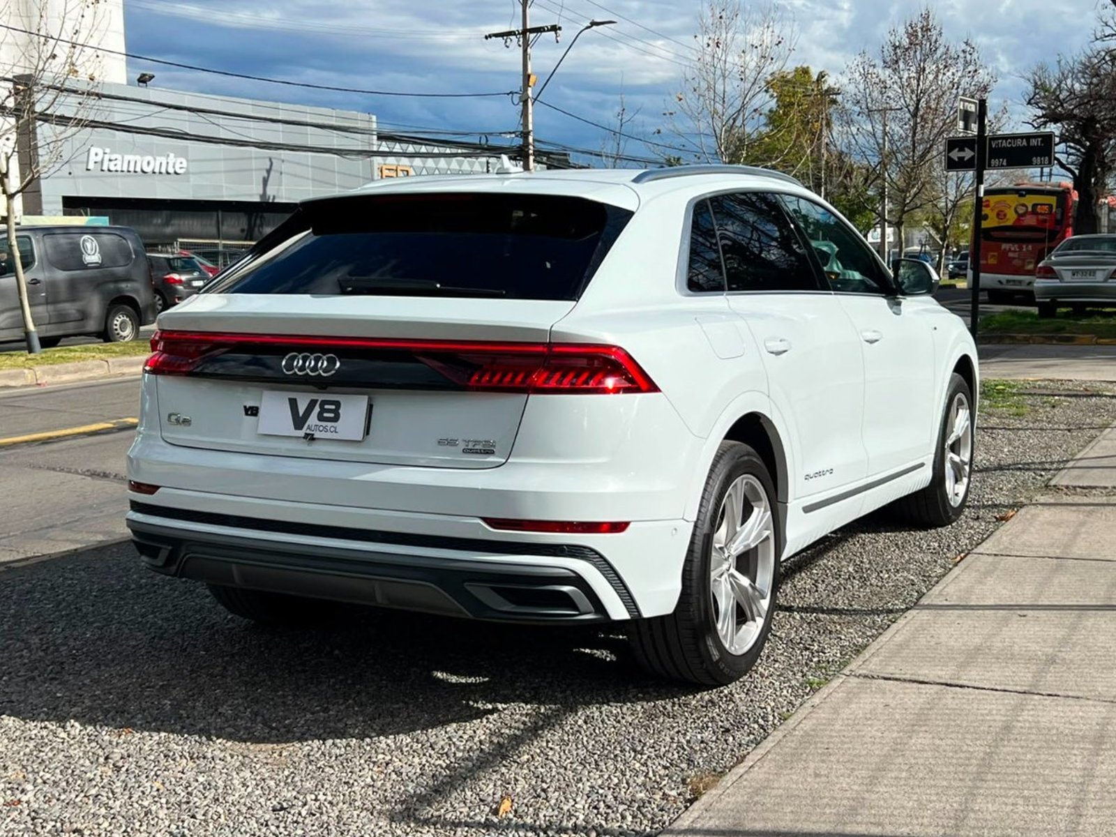 Audi Q8 55 TFSI S LINE QUATTRO 2021 - Imagen 4 de 9