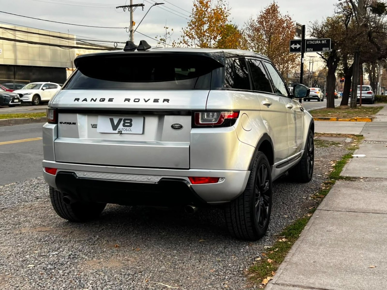Land Rover Range Rover EVOQUE 2.0 2018 - Foto 4 de 10