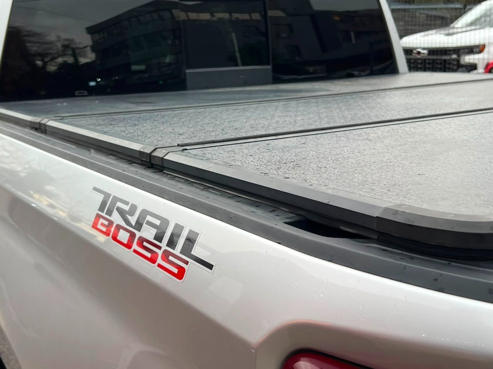 Chevrolet SILVERADO LT TRAIL BOSS 5.3 2021 - Imagen 8 de 10