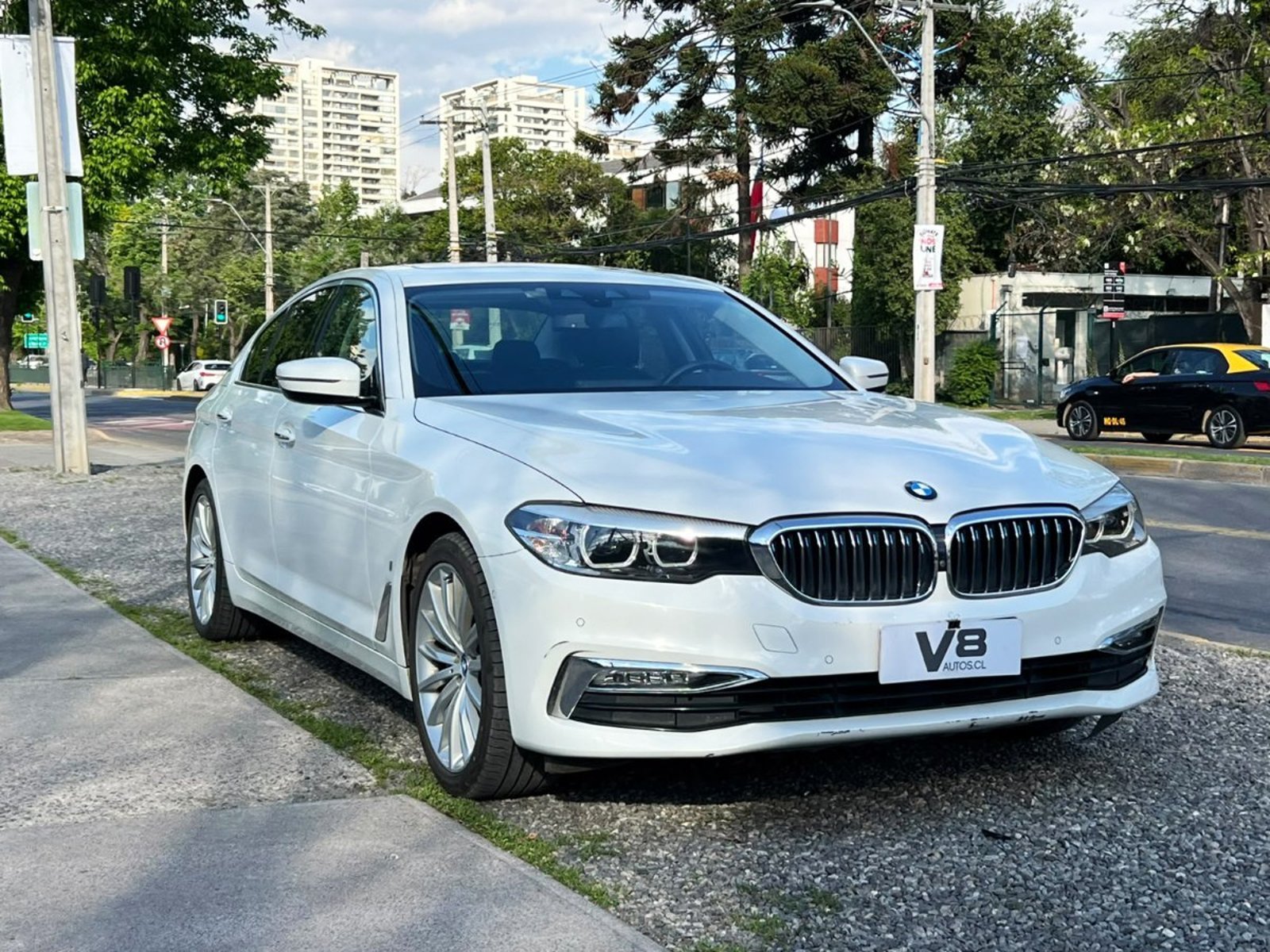 BMW 530 HÍBRIDO 2018 - Foto 3 de 10