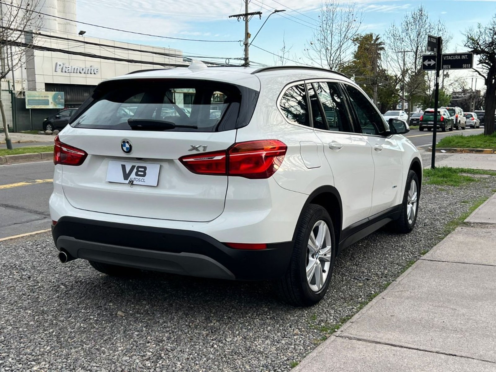 BMW X1 18d sDRIVE 2.0 2017 - Foto 4 de 10