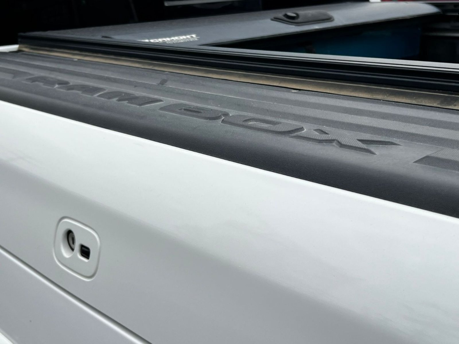 RAM 1500 LIMITED 5.7 2024 - Imagen 9 de 10