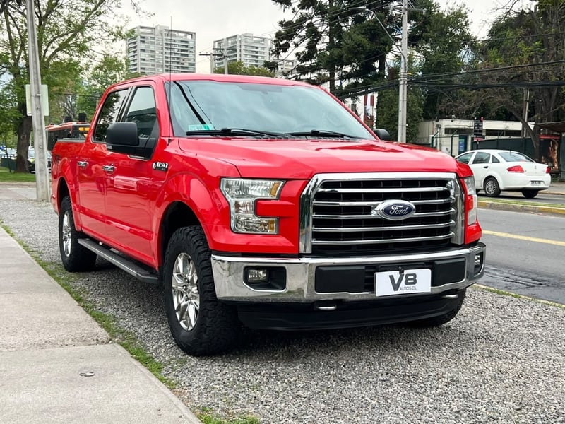 Ford F-150 XLT 5.0 FX4 2017 - Imagen 3 de 10