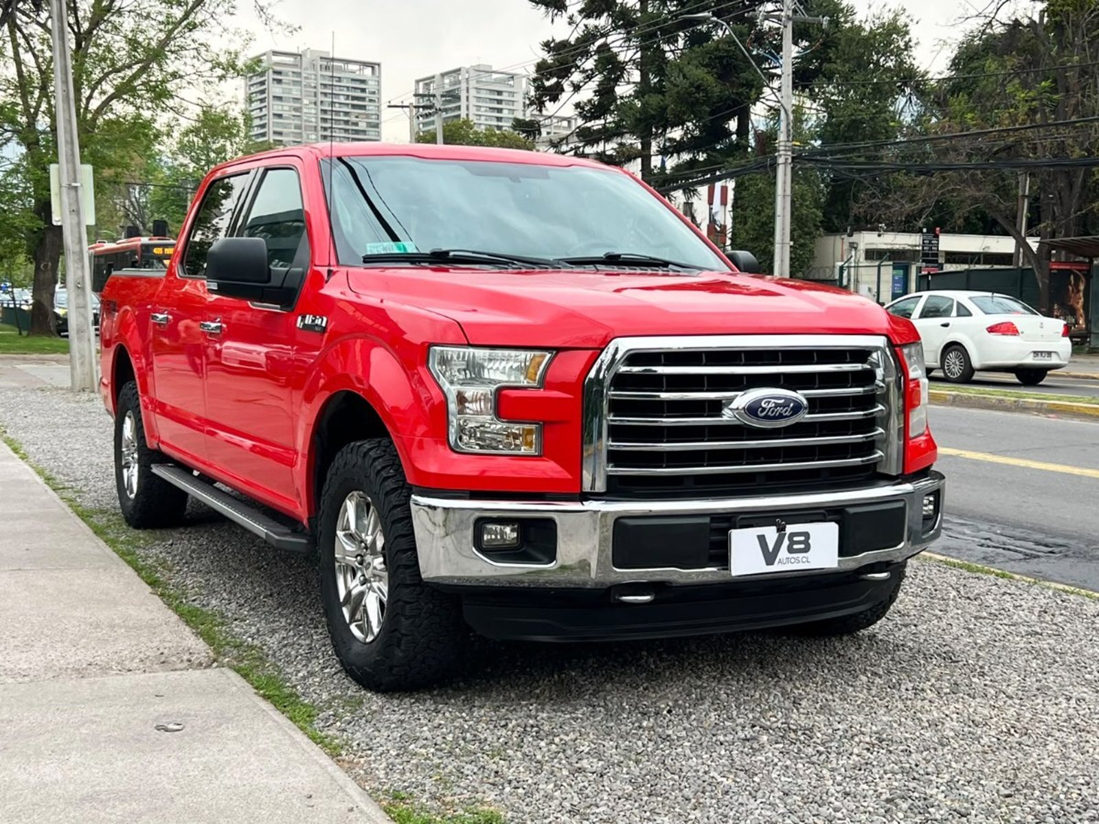 Ford F-150 XLT 5.0 FX4 2017 - Foto 3 de 10