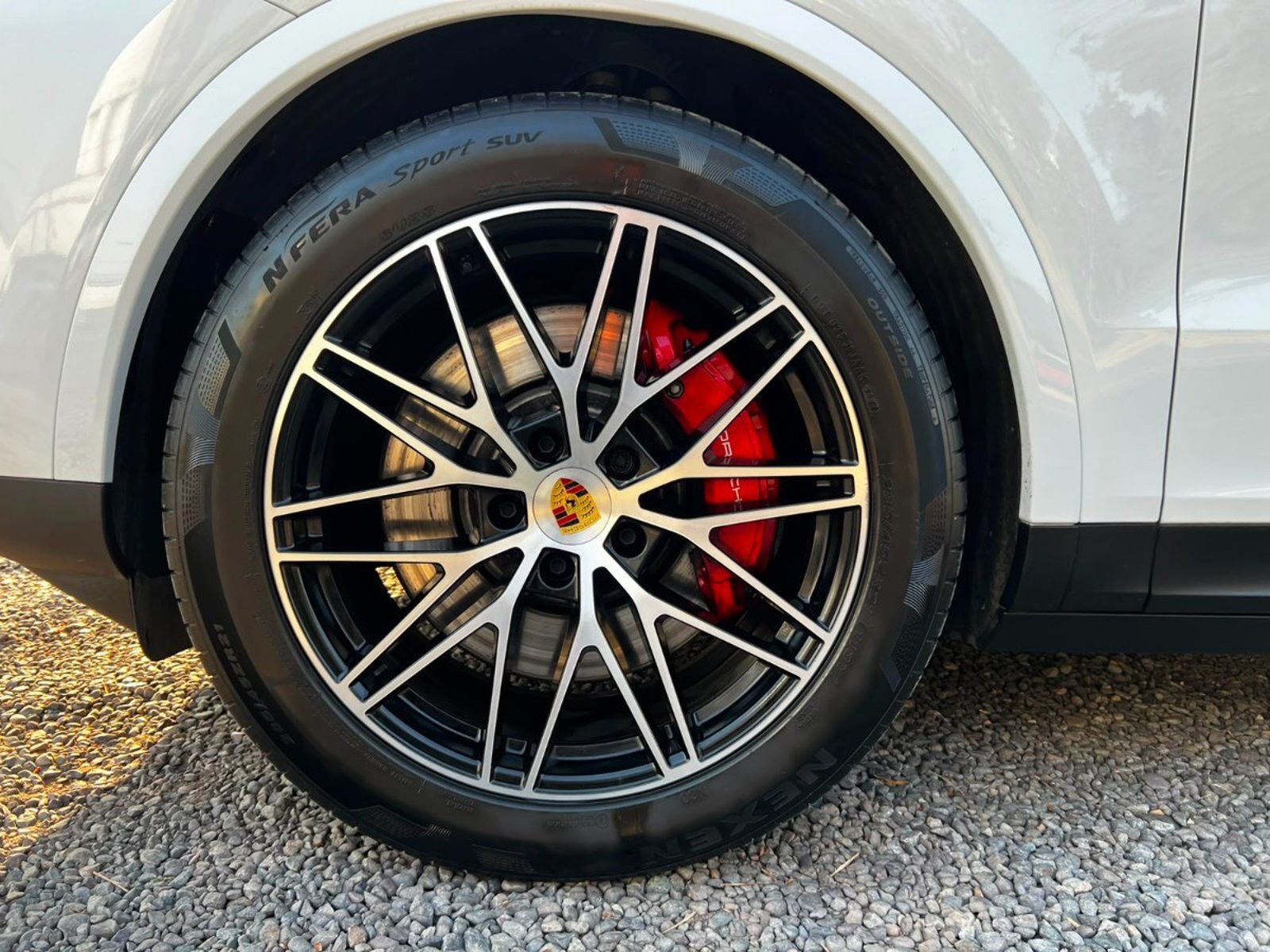 PORSCHE CAYENNE S 4.0 2025 - Imagen 8 de 10