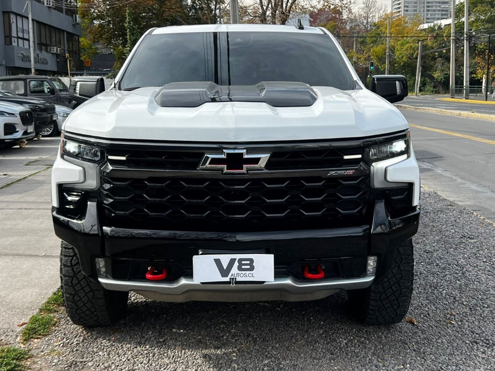 Chevrolet SILVERADO ZR2 2025 - Foto 2 de 10