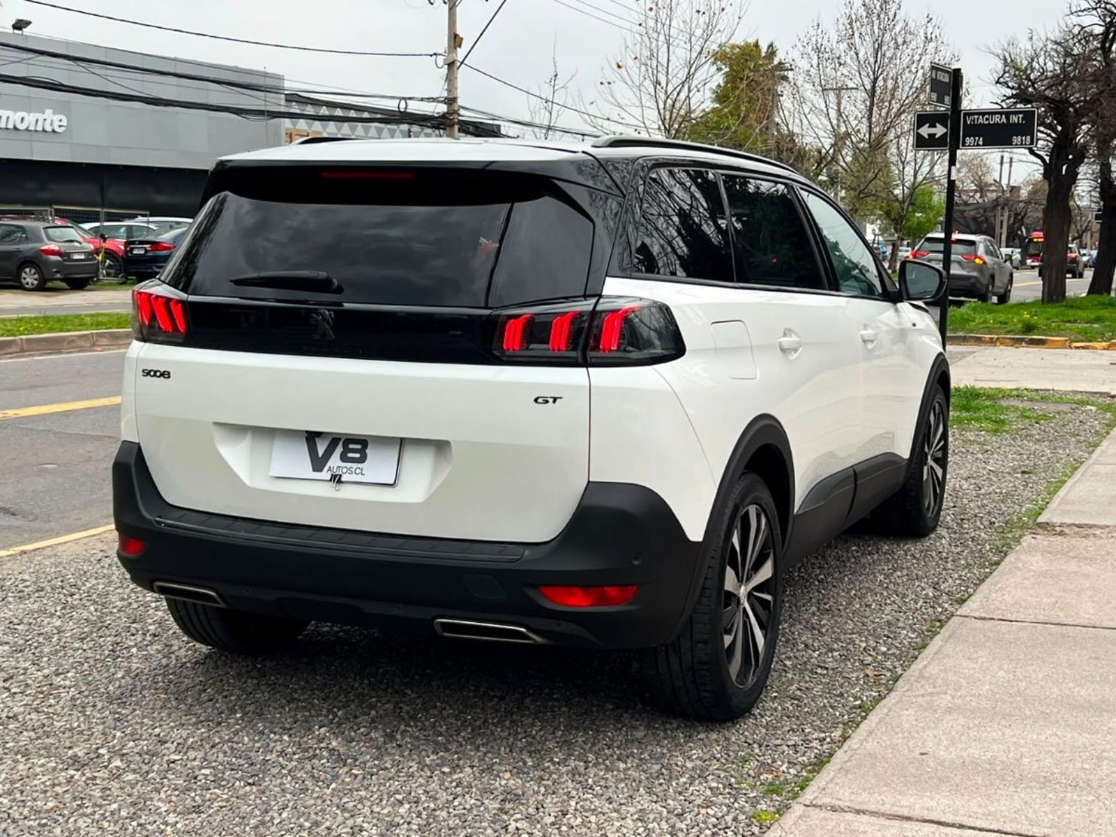 Peugeot 5008 GT BLACK PACK 1.5 HDI 2024 - Foto 4 de 10