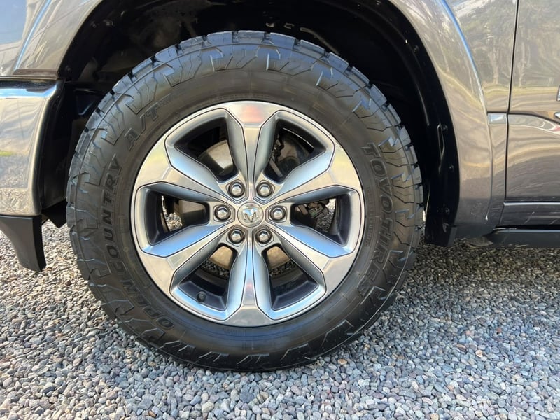 RAM 1500 LIMITED 5.7 HEMI 2020 - Imagen 9 de 10