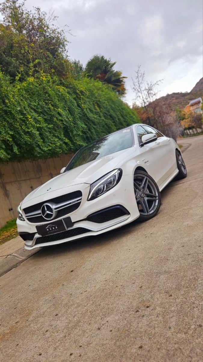 Mercedes-Benz C63 AMG 2018 - Imagen 4 de 19