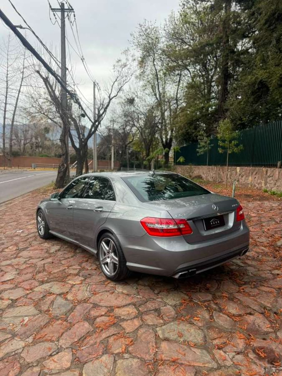 Mercedes-Benz E 63 AMG 2012 - Imagen 9 de 20