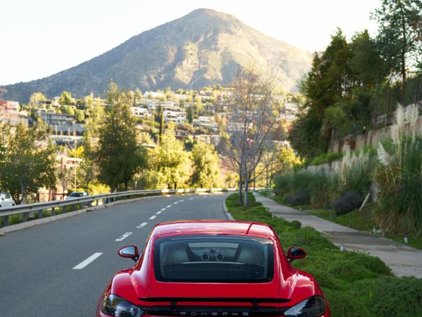 Porsche 718 CAYMAN GTS 2018 - Foto 4 de 19