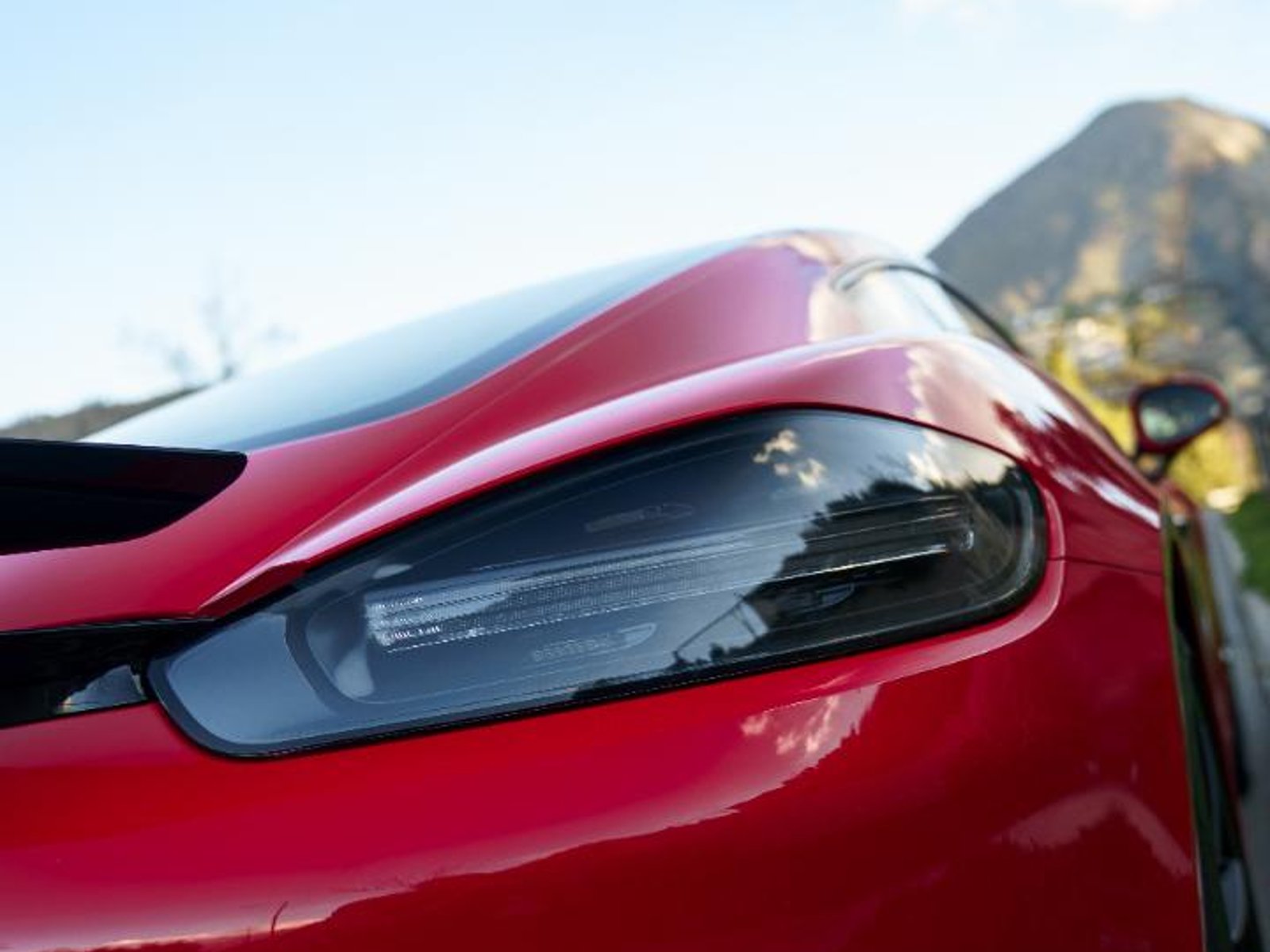 Porsche 718 CAYMAN GTS 2018 - Foto 2 de 19