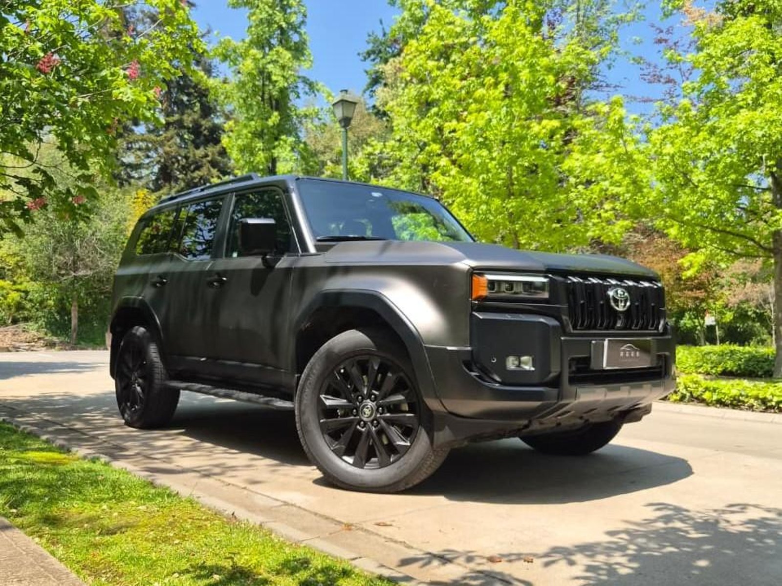Toyota Land Cruiser Prado Vx 2025