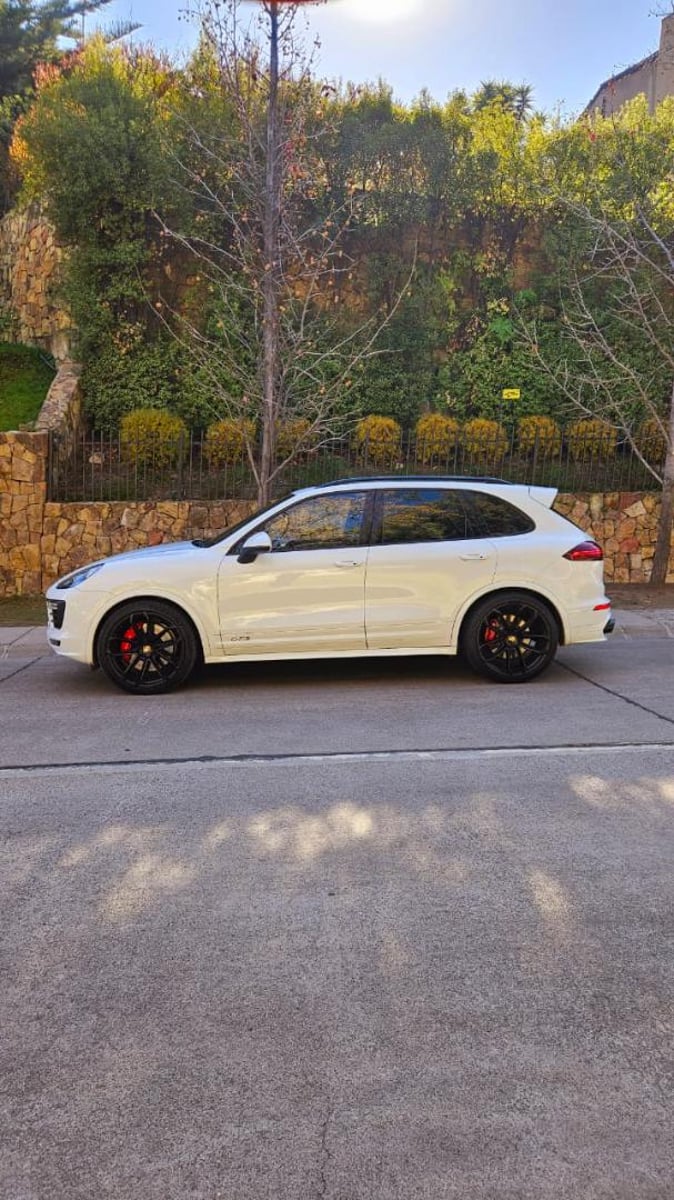 PORSCHE CAYENNE GTS 2016 - Imagen 7 de 20