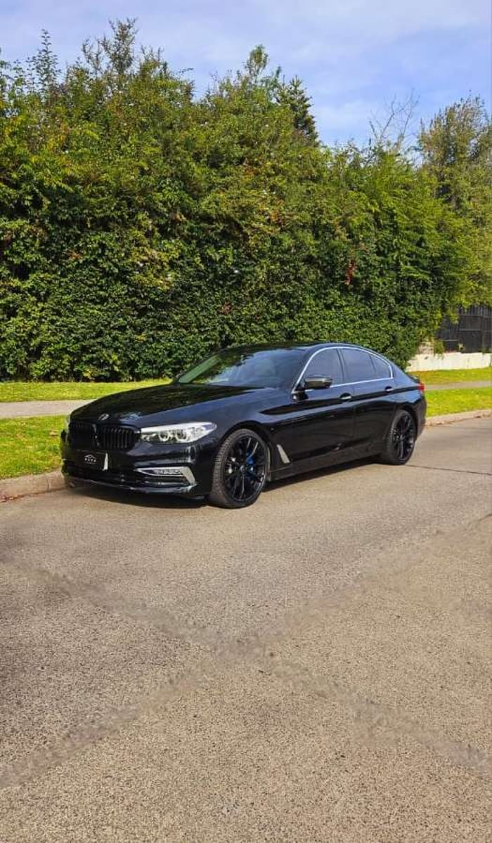 BMW 530 D LUXURY 2019 - Imagen 5 de 17