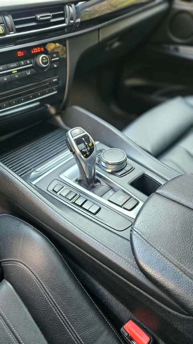 BMW X6 X-DRIVE 35I BLINDAJE IIIA 2018 - Imagen 19 de 20
