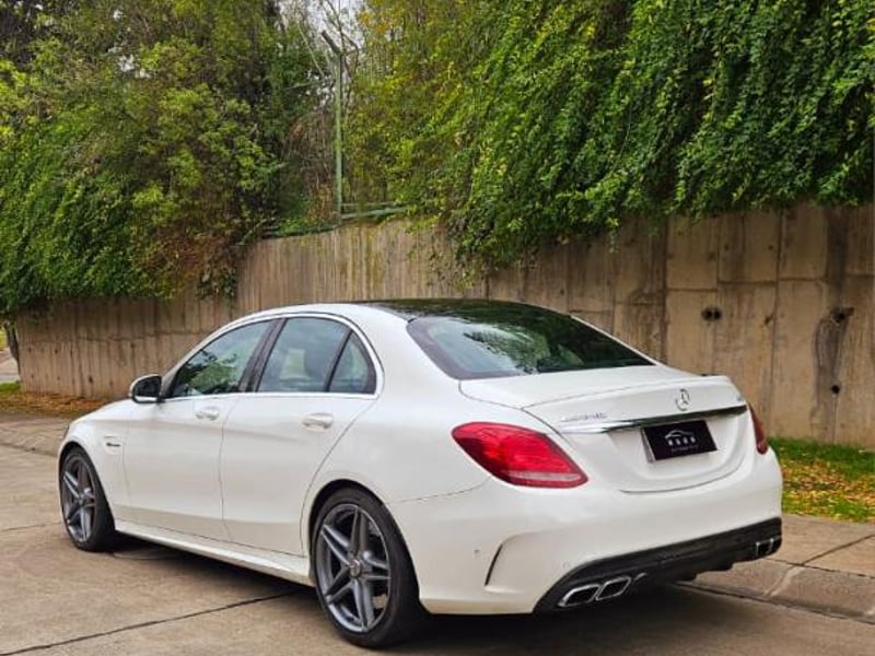 Mercedes-Benz C63 AMG 2018 - Imagen 8 de 19