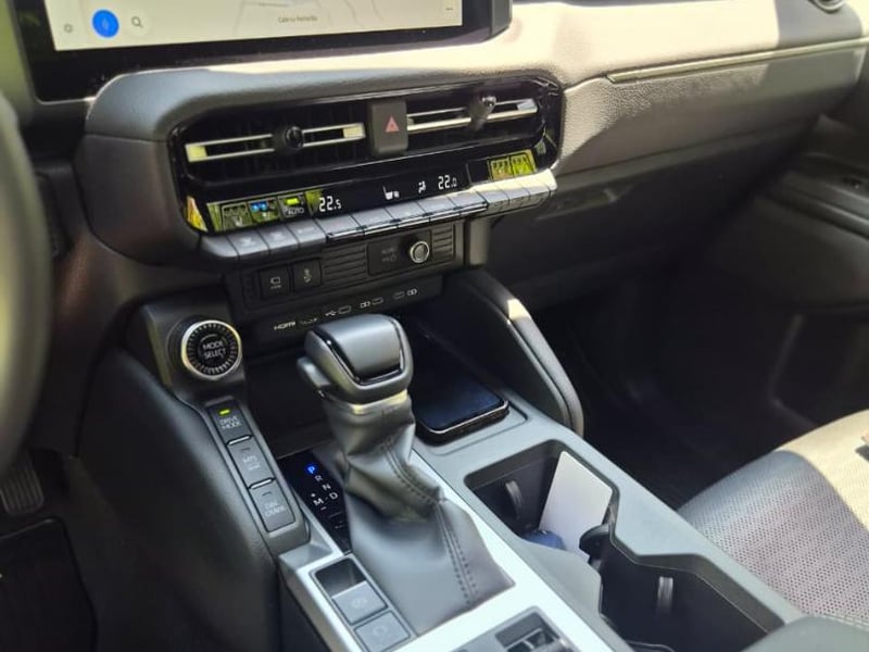 Toyota LAND CRUISER PRADO VX 2025 - Imagen 17 de 20
