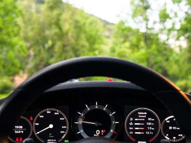 Porsche 911 Carrera 4S 2023 - Imagen 16 de 20