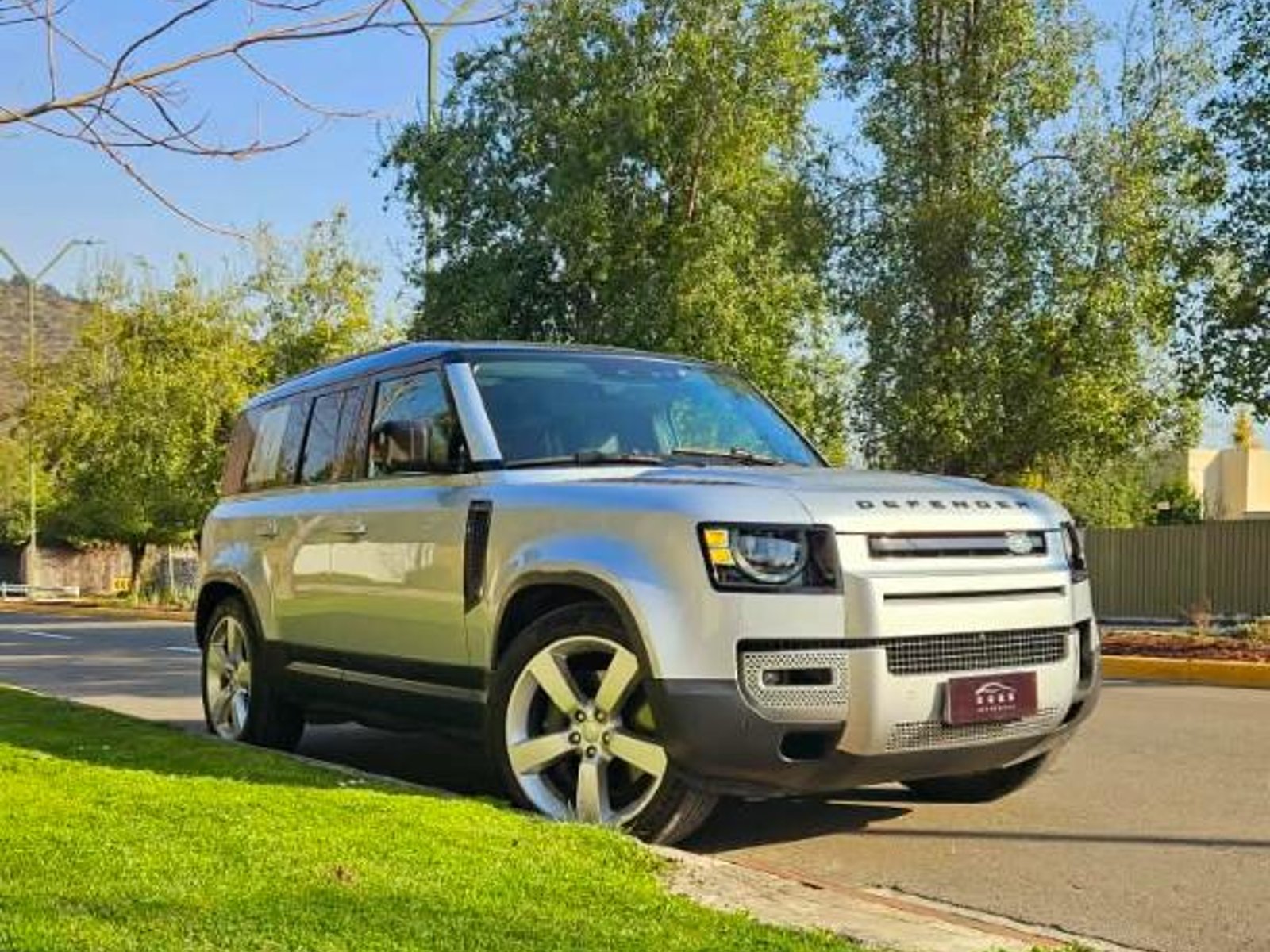 Land Rover DEFENDER FIRST EDITION 2021 - Foto 2 de 20