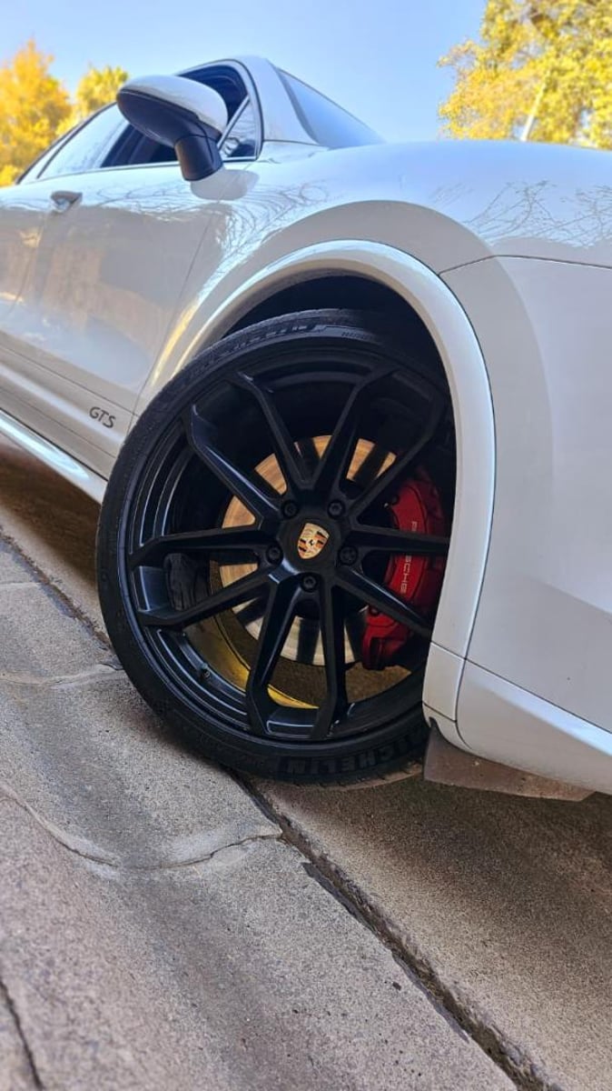 PORSCHE CAYENNE GTS 2016 - Foto 5 de 20
