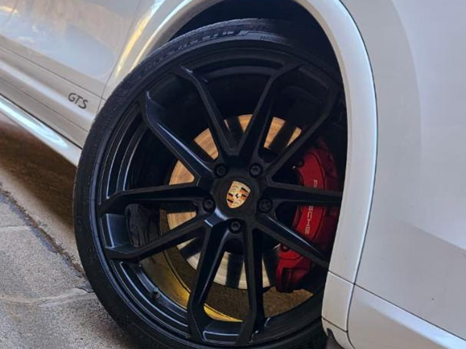 Porsche CAYENNE GTS 2016 - Foto 5 de 20