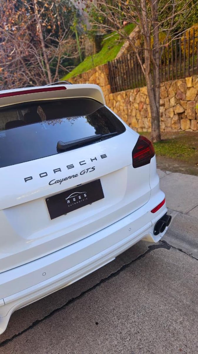 PORSCHE CAYENNE GTS 2016 - Imagen 11 de 20