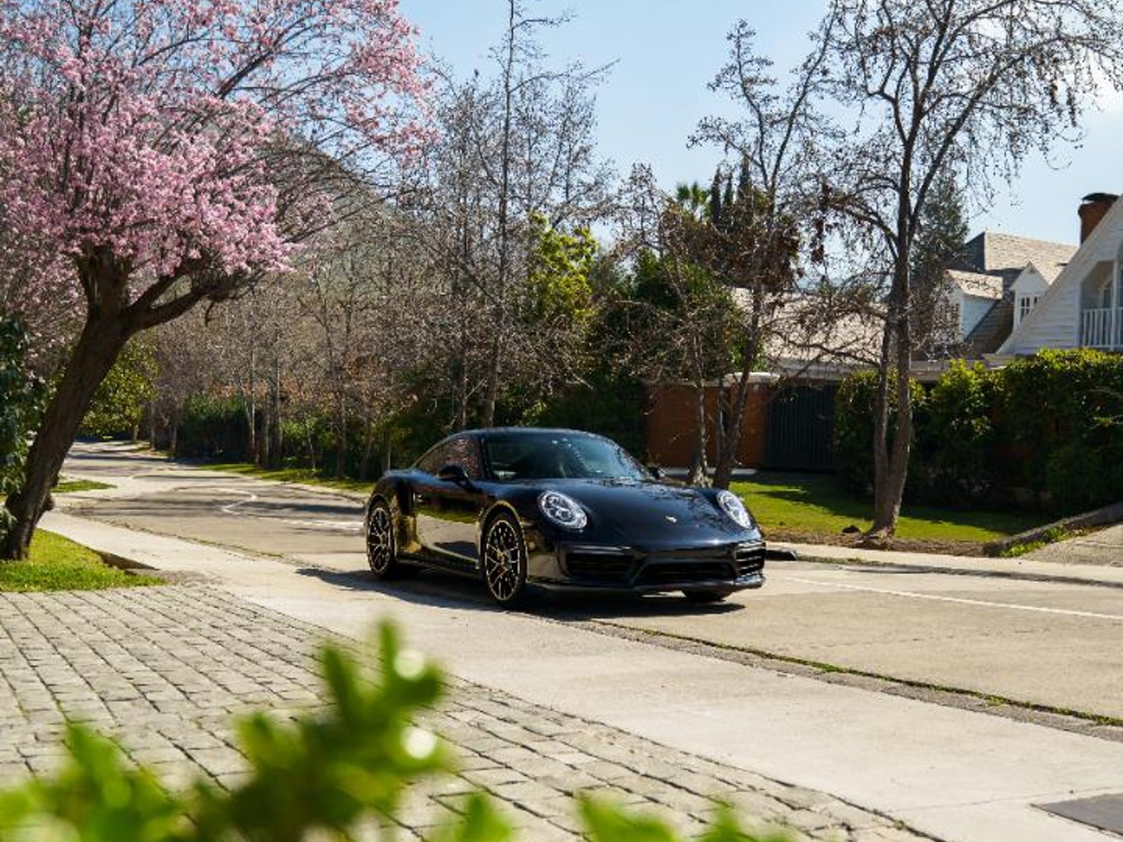 Porsche 911 Turbo S 2018 - Foto 4 de 20