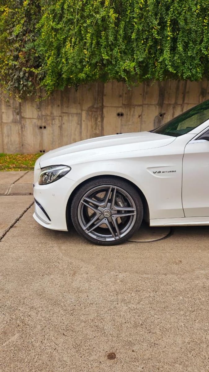 Mercedes-Benz C63 AMG 2018 - Imagen 11 de 19