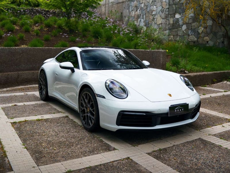 Porsche 911 Carrera 4S 2023