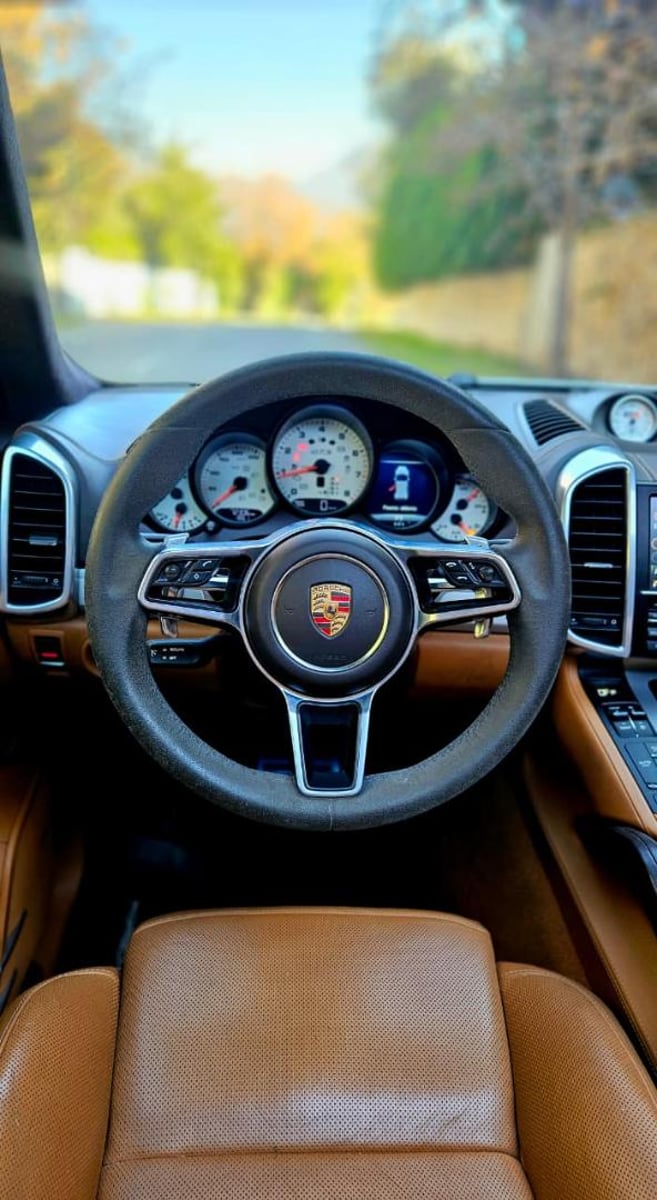 PORSCHE CAYENNE GTS 2016 - Imagen 18 de 20