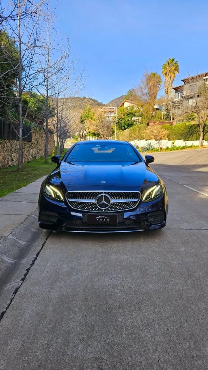 Mercedes-Benz E 300 COUPE 2020 - Imagen 3 de 19