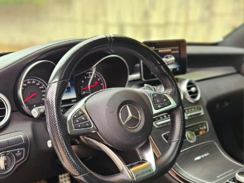 Mercedes-Benz C63 AMG 2018 - Imagen 12 de 19