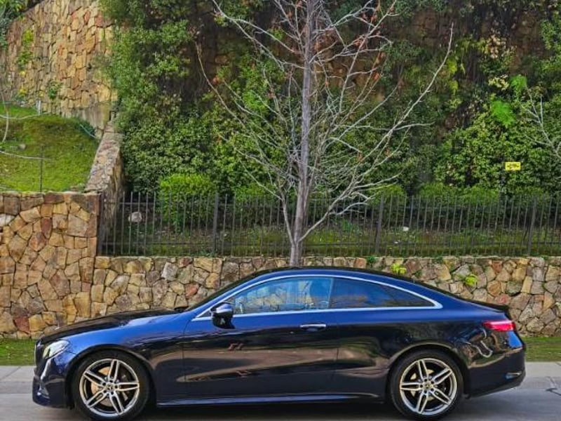 Mercedes-Benz E 300 COUPE 2020 - Imagen 6 de 19