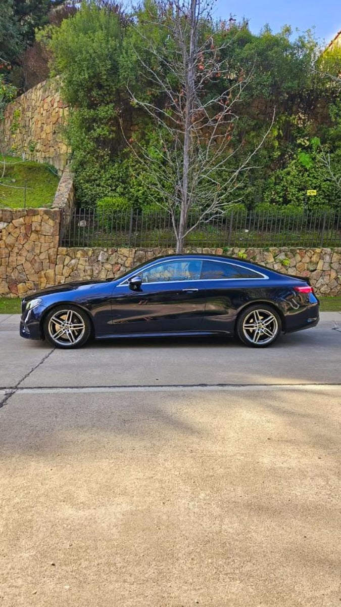Mercedes-Benz E 300 COUPE 2020 - Imagen 6 de 19