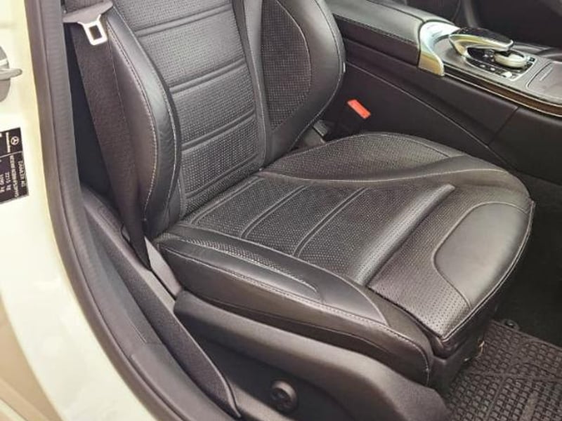 Mercedes-Benz C63 AMG 2018 - Imagen 15 de 19
