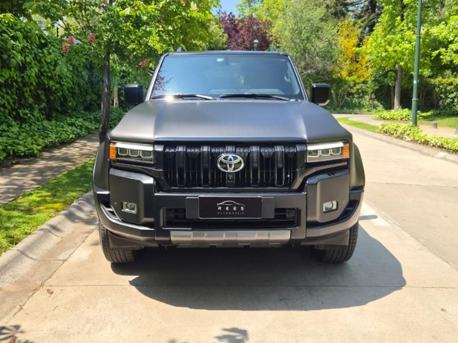 Toyota LAND CRUISER PRADO VX 2025 - Foto 3 de 20
