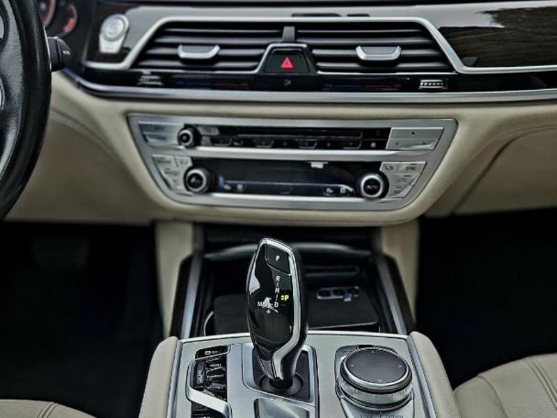 BMW 730 D 2016 - Imagen 6 de 20