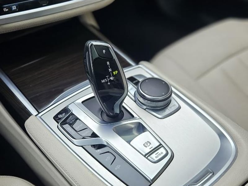 BMW 730 D 2016 - Imagen 7 de 20