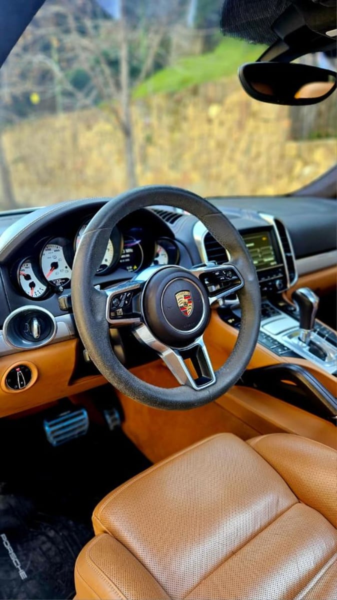 PORSCHE CAYENNE GTS 2016 - Imagen 12 de 20
