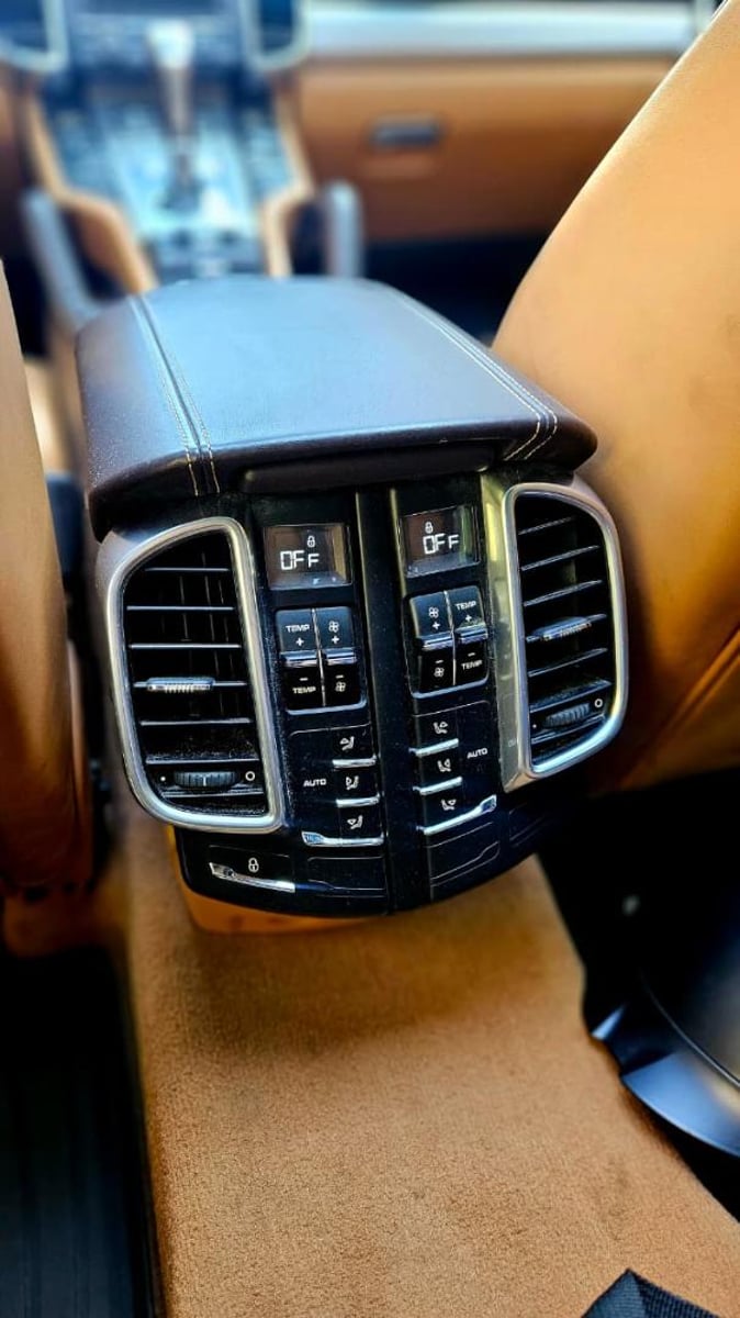 PORSCHE CAYENNE GTS 2016 - Imagen 20 de 20