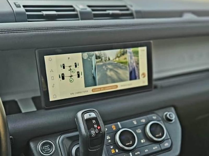 Land Rover DEFENDER FIRST EDITION 2021 - Imagen 18 de 20