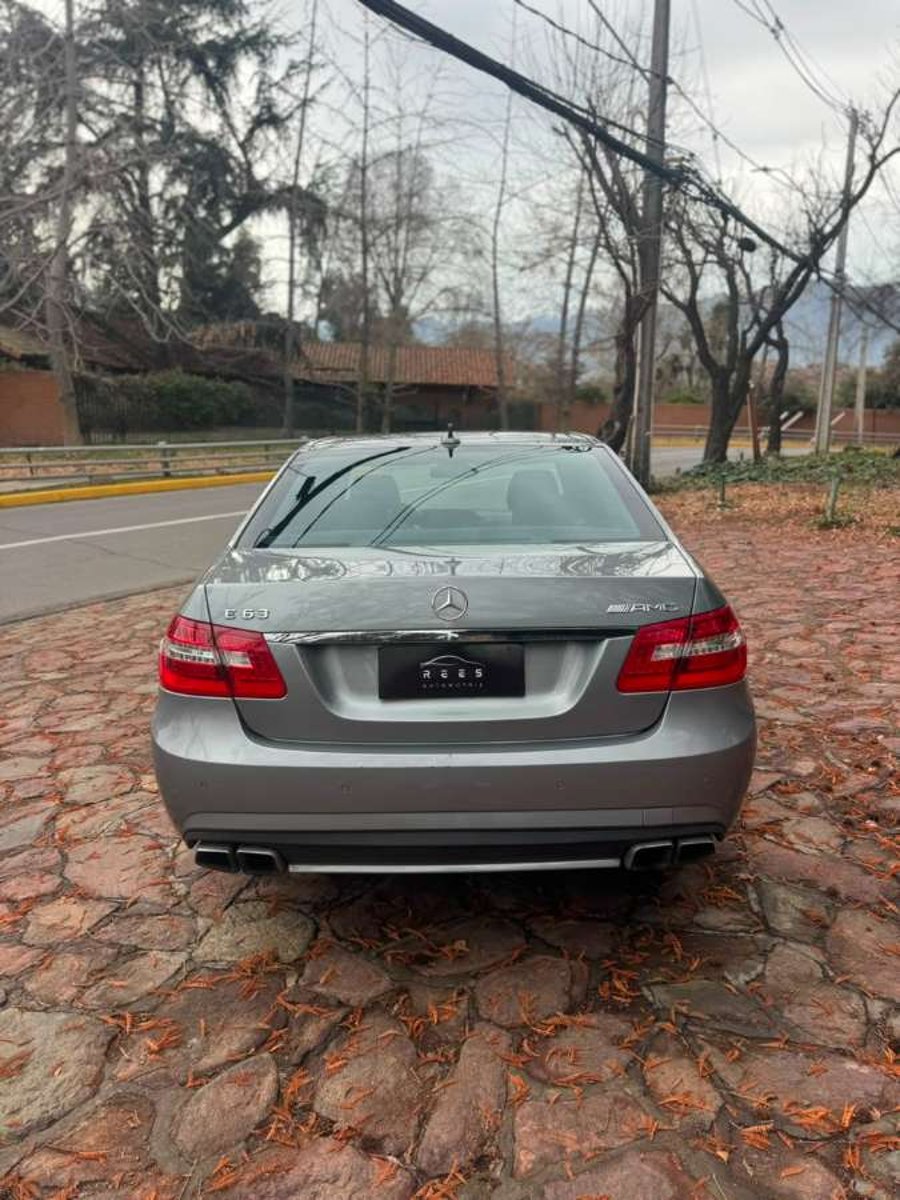 Mercedes-Benz E 63 AMG 2012 - Imagen 10 de 20