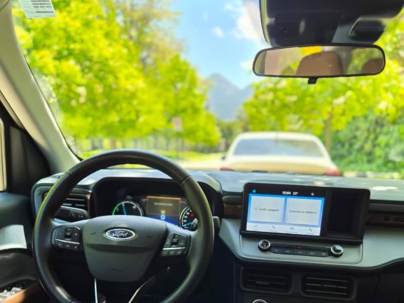 Ford MAVERICK Lariat Hybrid 2025 - Imagen 17 de 20