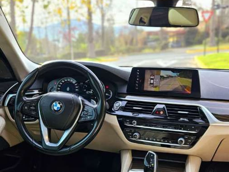 BMW 530 D LUXURY 2019 - Imagen 14 de 17